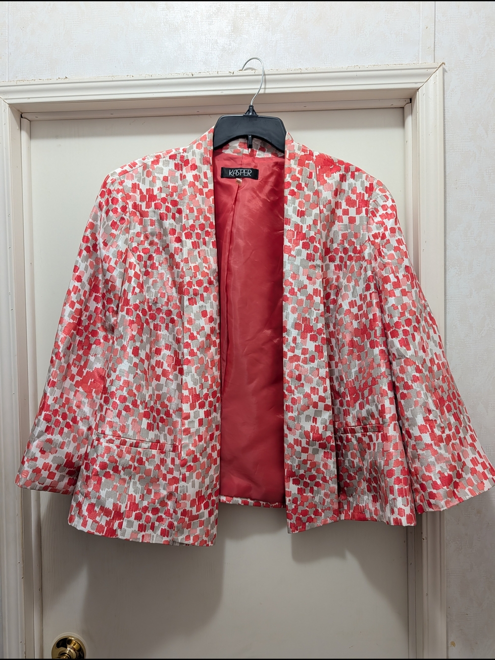 Kasper Coral and Beige Printed Open-Front Jacket